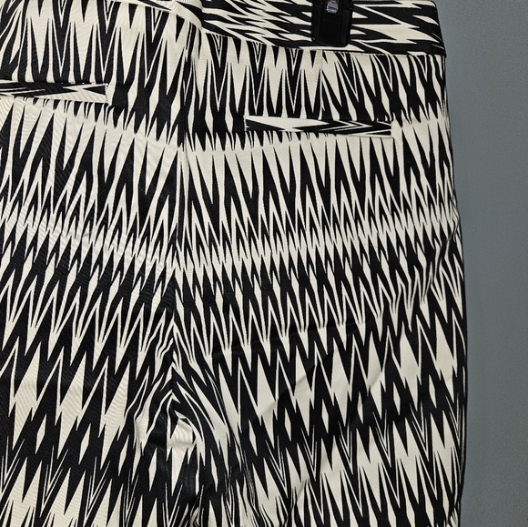 Worthington Womans Shorts Size 6 - Picture 5 of 11